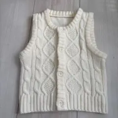 アイボリー ケーブル編み ベビーベスト