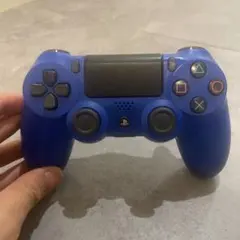 青色 DualShock 4 コントローラー