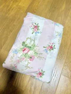 LIZ LISA リズリサ花柄ゴブラン織キルティング フリル付ベッドマルチ