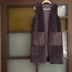 ノースリーブベスト　ジレ　フェイクファー