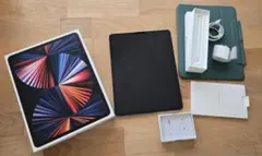 iPad Pro 12.9インチ (第5世代) スペースグレー
