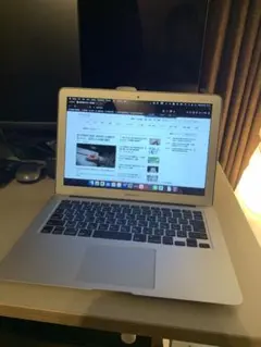 Apple MacBook Air 13インチ シルバー