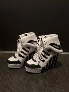 レア　Adidas Jeremy Scott コラボ　ウェッジソールスニーカーのサムネイル