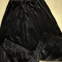 ブラック プリーツパンツ Mサイズ