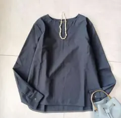 美品　BARNYARDSTORM 長袖ブラウス M 紺 セレモニー