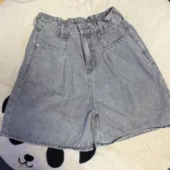 グレー デニムショートパンツ　レトロガール　レディース　デニム　ブラック　黒のサムネイル