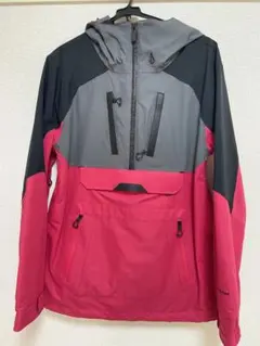 週末セール❤️【新品未使用】 VOLCOM スノーウエア プルオーバージャケット