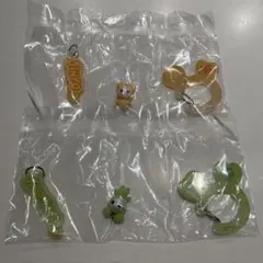 TWICE カラビナフロッキーマスコット ガチャ ジヒョ＆ジョンヨン