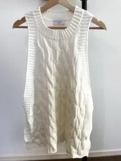 スローブイエナ ベスト