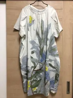 ミ*ィ様 45R 花柄　ワンピース　新品に近い極美品！45rpmのサムネイル