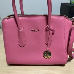 FURLAショルダーバッグ　ピンク