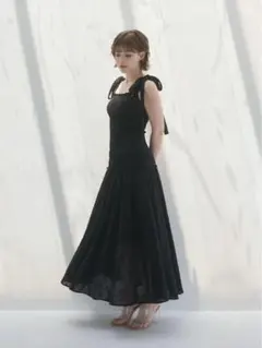 Laura tiered dress black andmary アンドマリー - メルカリ