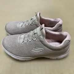 スケッチャーズ　レディーススニーカー25㎝ワイド