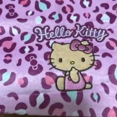 新品　サンリオ ハローキティ 底マチボアトートバッグ ヒョウ柄 ピンク