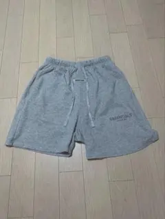 ESSENTIALS ハーフパンツグレーのサムネイル