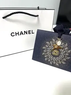 CHANEL 紙袋 ホリデー限定 星型チャーム付き