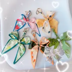 キーホルダー リボン バッグ アクセサリー チャーム レディース 可愛い 人気
