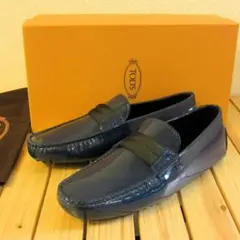 新品 TOD'S ゴンミーニ ドライビングシューズ パテント ブルー UK6