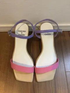 Odette e Odile サンダル 22