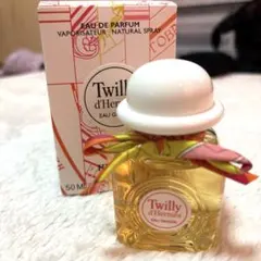 オー ド パルファム 《ツイリー ドゥ エルメス オー ジンジャー》　50 ml