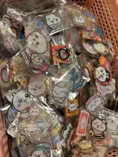 ちいかわアクリルハンドメイドパーツ4cm 70gランダム