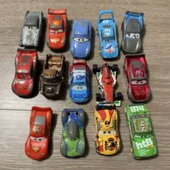 カーズ　トミカ　２４台　まとめ売り