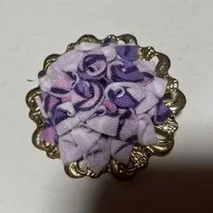 花形ブローチ 紫系