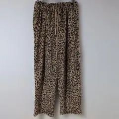長ズボン【М-L】もふもふ　豹柄　ルームウェア　ウエストゴム　ブラウン
