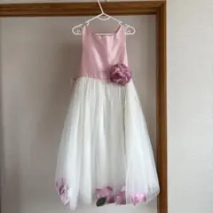 キャサリンコテージ　花びらドレス　結婚式　ピアノ発表会　卒園式ワンピース