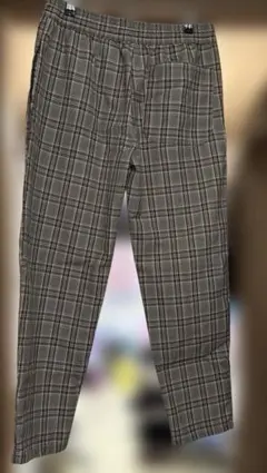 チェック柄パンツ