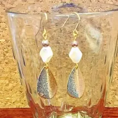 【送料無料】No.133 ゴールドパールピアス