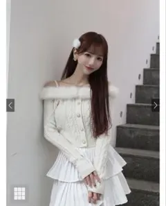 ファーオフショルダーケーブル編みニットトップス[gn549] GRL