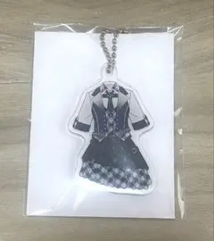 新品】AKB48 大衣装展 アクリルキーホルダー RIVER - メルカリ