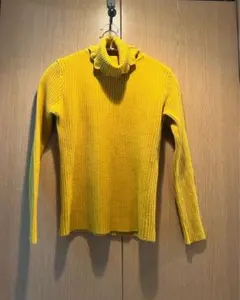 ハイネック　ニット　トップス　山吹色　マスタードカラー　黄　秋冬服　中古