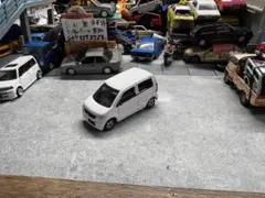 トミカ　スズキ　ワゴンR ホワイト　白　軽自動車　ミニカー　改造　カスタムのサムネイル