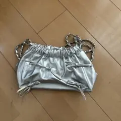 シルバー ギャザー付きショルダーバッグ
