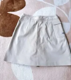 Kolwin ベージュ ポケット付きスカート