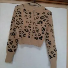 ひょう柄セーター