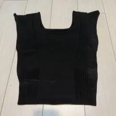 MRUA ノースリーブニット　ブラック