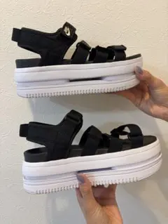NIKE ナイキ アイコン クラシック ウィメンズ サンダル 23cm