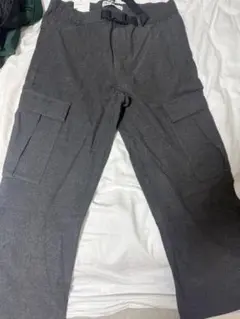 カーゴパンツ