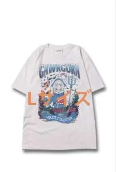 Vaultroom VR × GURA TEE OFF WHITE がうるぐら