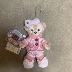 新品タグ付　ディズニー シェリーメイ ぬいぐるみバッジ パジャマ　人気