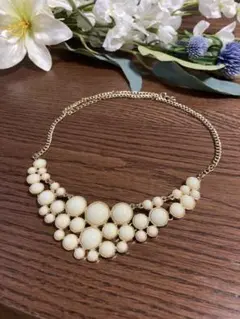 ホワイトオパール風ネックレス