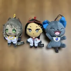 ツイステ　ぬいぐるみ　マスコット　レオナ　ジャミル　グリム