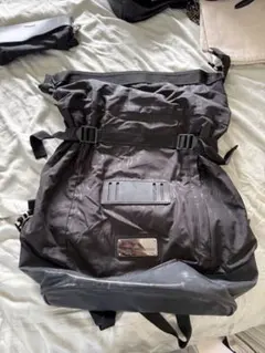 アディダス　バイ　ステラマッカートニー　黒リュック