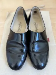 Item thumbnail for item 0396a50d-c60f-4164-bdf2-103eff98264d