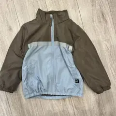 ウィンドブレーカーのサムネイル