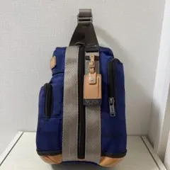 【新品同様】トゥミ TUMI ボディバッグ モントレー　ネイビー　222318 2026年最新】222318の人気アイテム - メルカリ