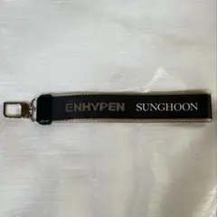 2026年最新】enhypen ストラップの人気アイテム - メルカリ